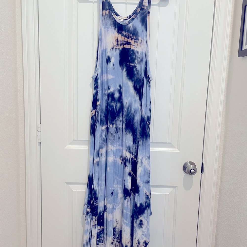 Blue tie dye maxi dress. Size 3X.